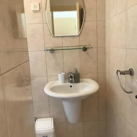 Spacious Bedroom For Two With Pool View - Pansion Hajduk * Korčula