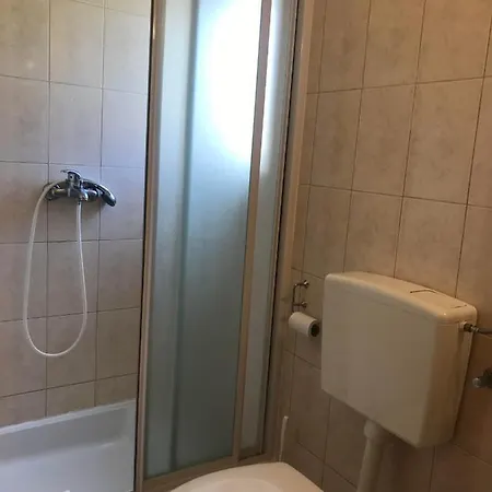 Spacious Bedroom For Two With Pool View - Pansion Hajduk Pensionat Korčula